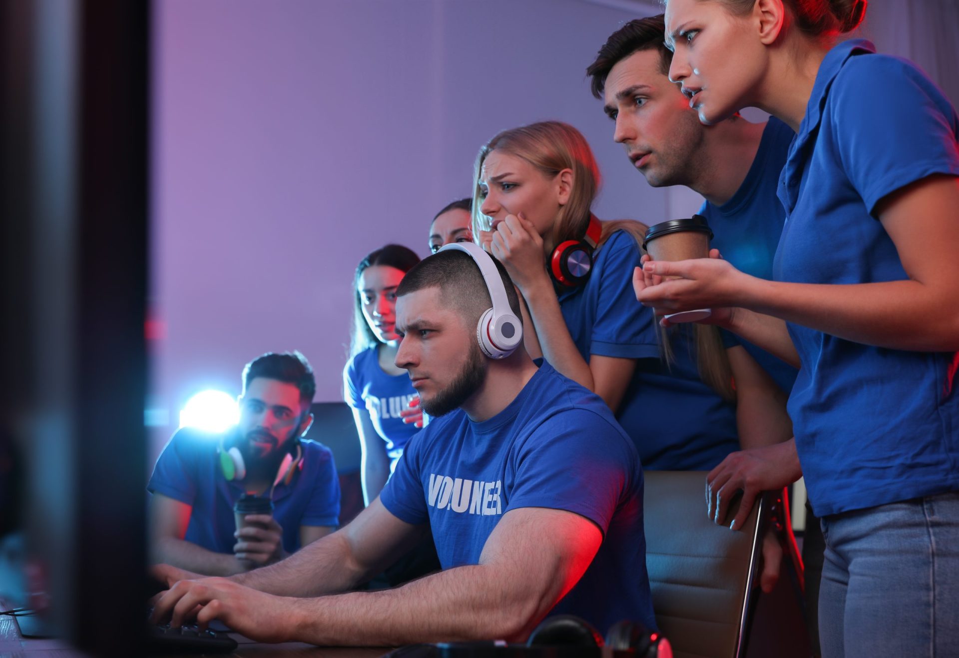 How Top Esports Players Train Every Day